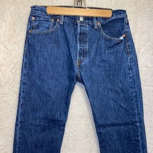 Dark wash Levi’s 501 Jeans